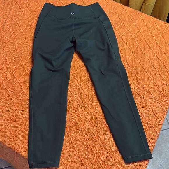 GAPFIT  Green High-Waisted Leggings - Picture 5 of 6